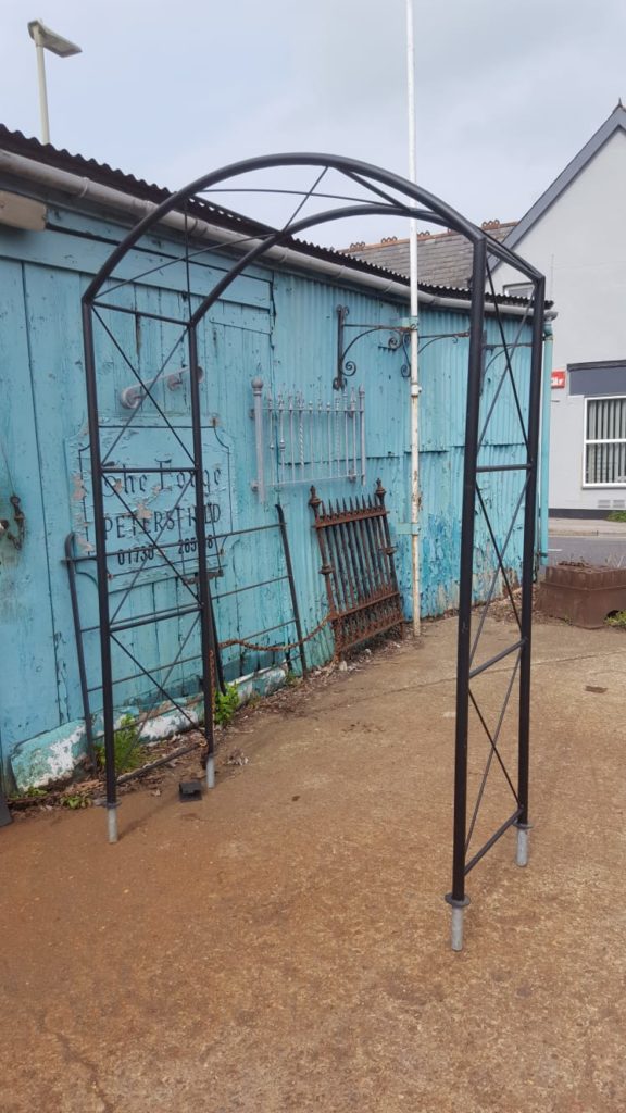 Free standing arch Petersfield